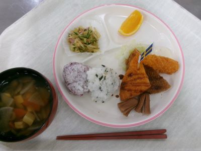 運動会ランチ2.JPG