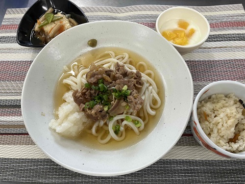 2024.8.8　豚とおろしの冷やしうどん.JPG