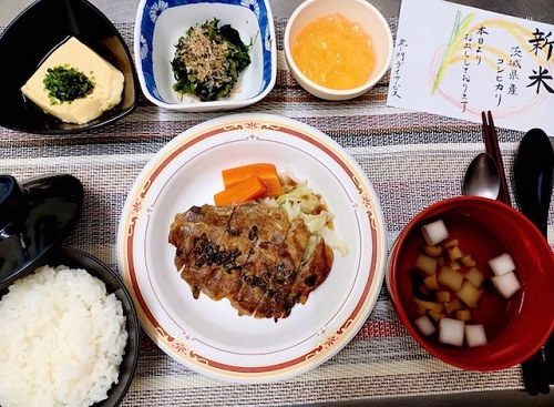 2024.10.4　豚肉の香味焼き新.jpeg